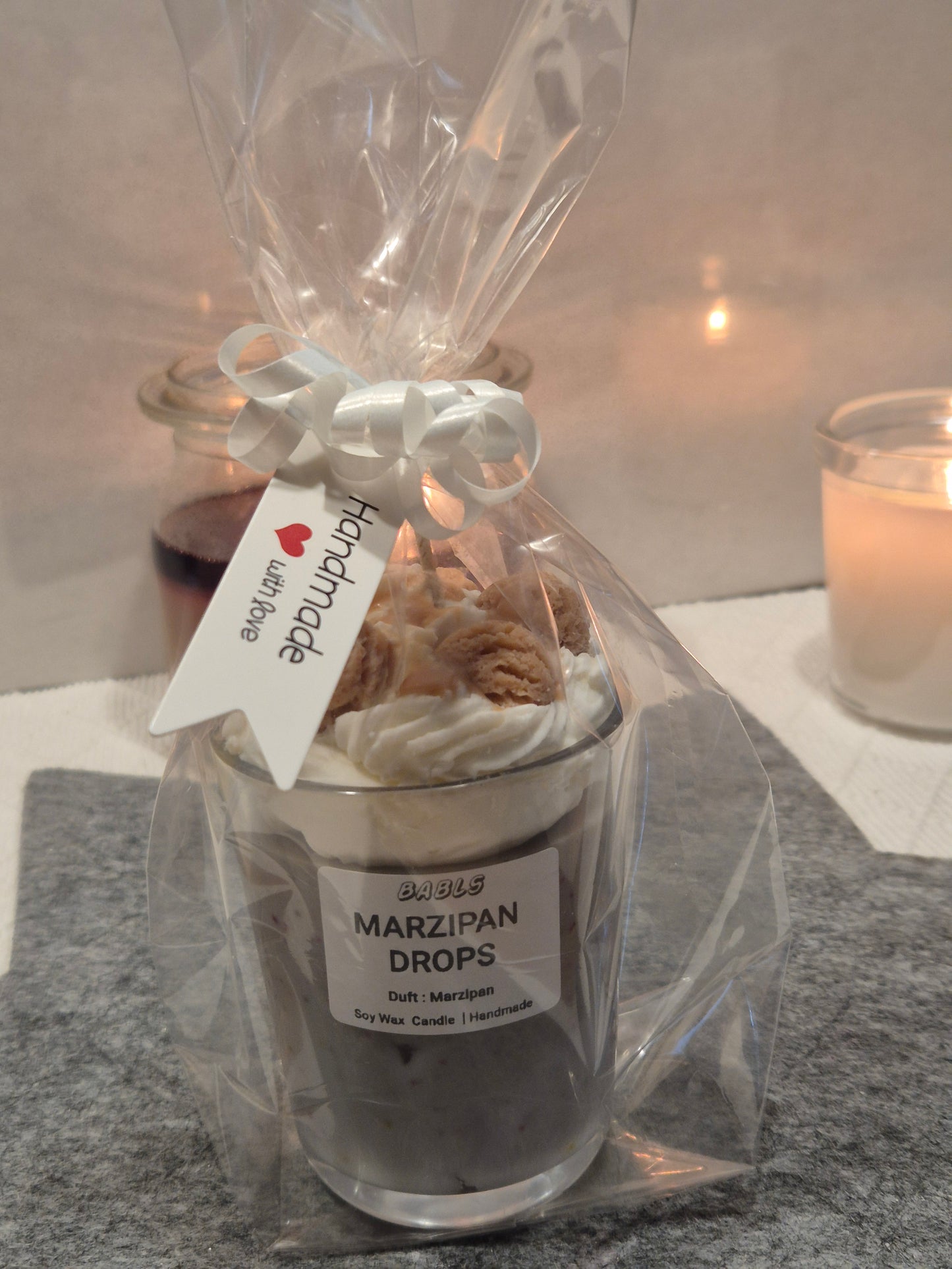 Handgemachte Marzipan Kerze Sojawachs festlich