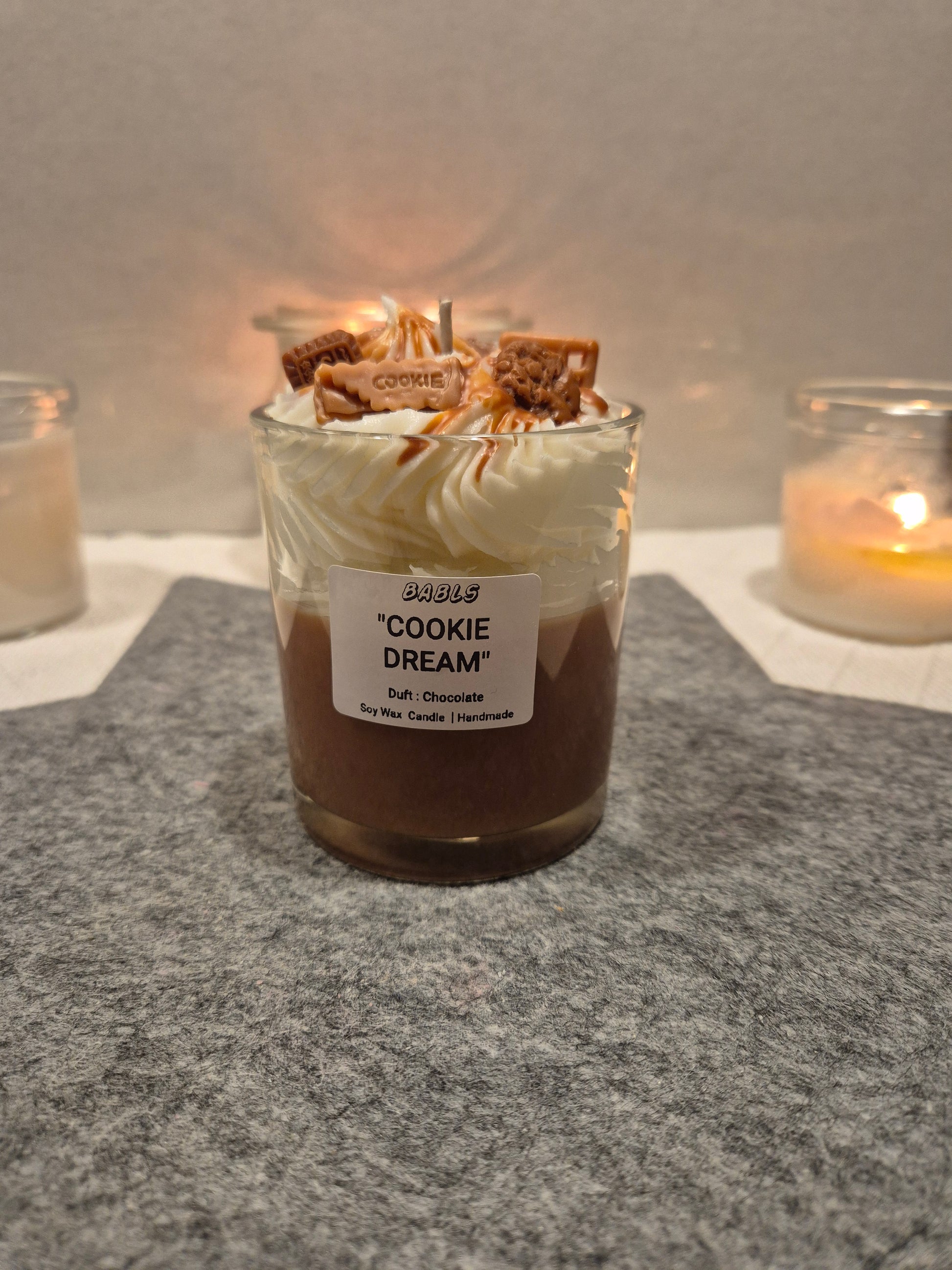 Keks Kerze Nahaufnahme süßer Duft vegan nachhaltig