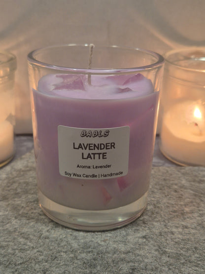 "Lavender Latte Kerze Sojawachs lila Lavendelduft handgemacht"