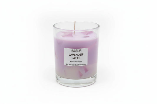"Lavender Latte Kerze Sojawachs lila Lavendelduft handgemacht"