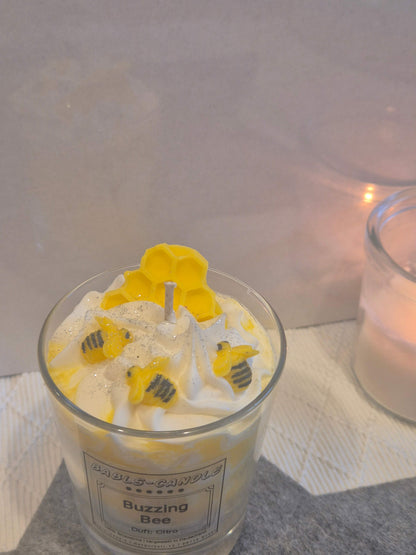 Buzzing Bee Kerze Sojawachs - Citro Bienen-Design