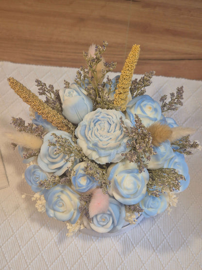 Blumenstrauß Blau – Sojawachs mit Wachsrosen & Trockenblumen