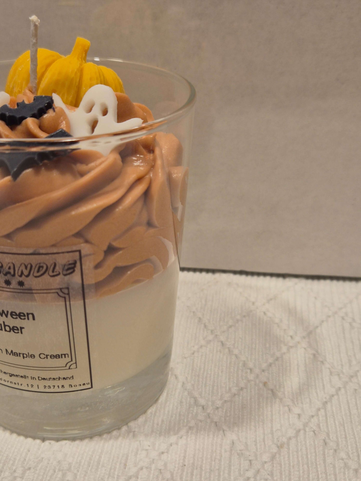 Halloweenzauber – Duftkerze Pumpkin Marple Cream