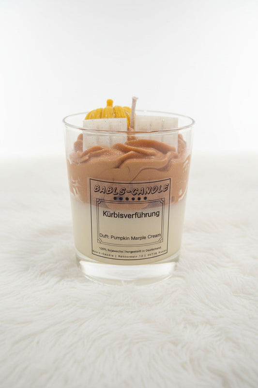 Babls-Candle Kürbisverführung – Sojakerze im Glas mit Pumpkin Maple Cream Duft, Frontal